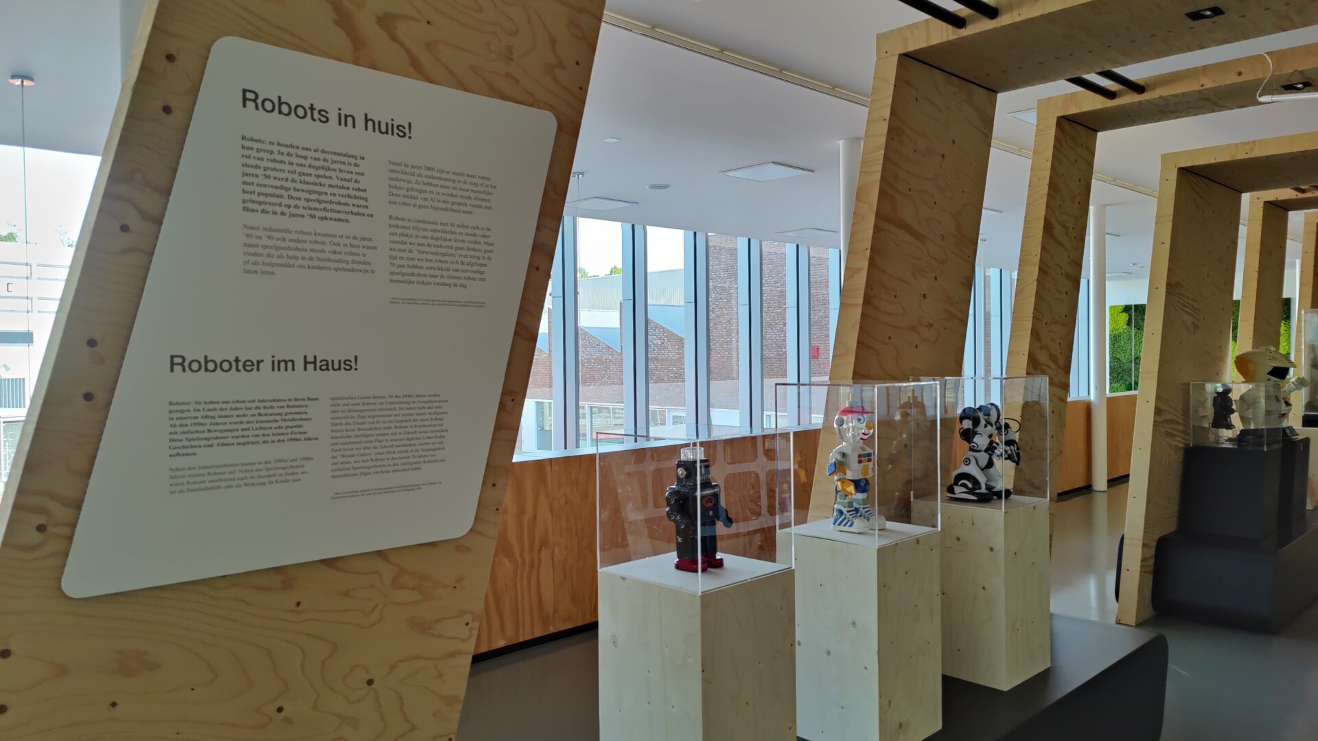 Private: Wonder Gallery: Robot expo